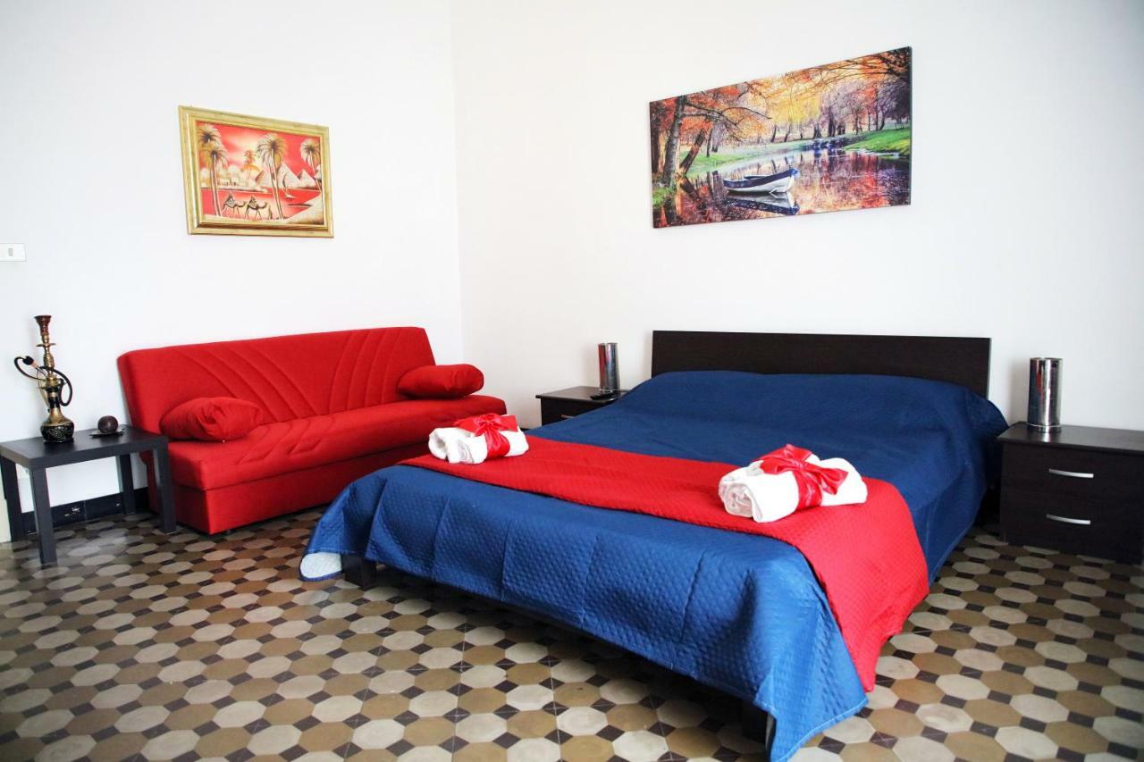 Pitagora House Hotel Taranto Exterior photo